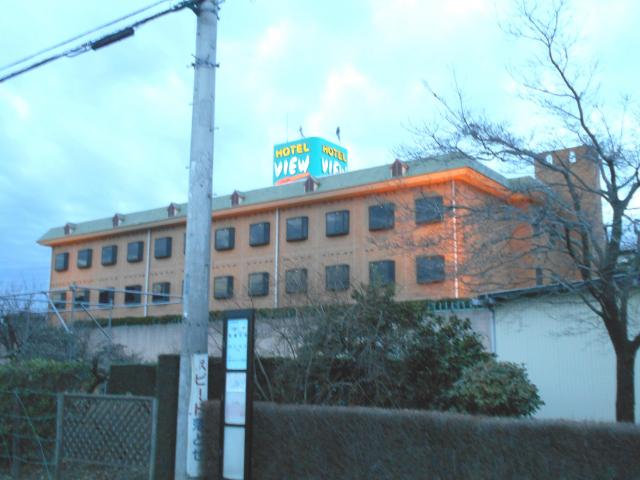 HOTEL VIEW(所沢市/ラブホテル)の写真『朝の外観（遠景）』by もんが～