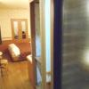 HOTEL Lavita(所沢市/ラブホテル)の写真『207号室（入ってすぐ洗面所入り口ドアがあり、奥に行くとベッド等がありました。）』by もんが～
