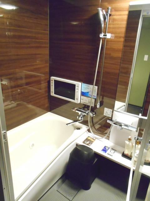 IKASU HOTEL(八王子市/ラブホテル)の写真『１０３号室、バスルーム』by もんが～