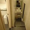 トキワ(豊島区/ラブホテル)の写真『102　階段を下りると洗面所とバスルームになります』by ゆかるん