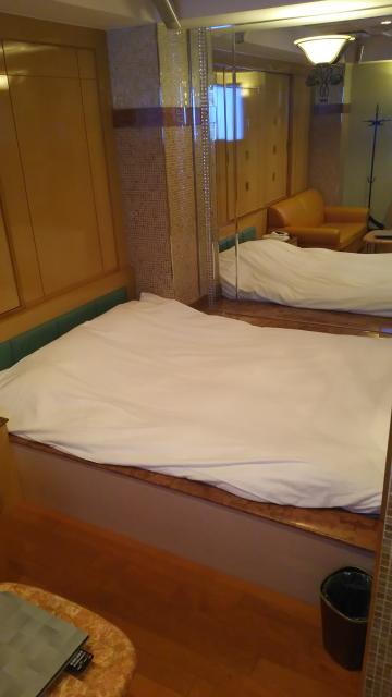 XO新宿(新宿区/ラブホテル)の写真『607号室ベッド』by ミド丸