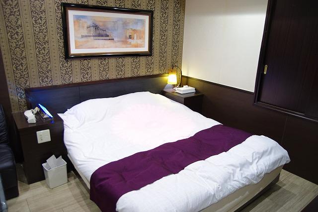 プランタン(文京区/ラブホテル)の写真『506号室　ベッド』by マーケンワン