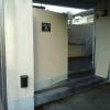 HOTEL D(DAIWA)(さいたま市北区/ラブホテル)の写真『非常階段出口  第一駐車場入口脇 ( 駐車場内側 )に出る』by ルーリー９nine