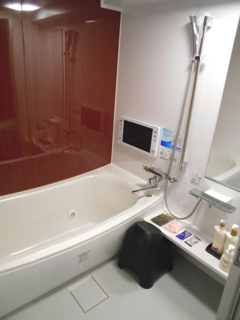 IKASU HOTEL(八王子市/ラブホテル)の写真『401号室、バスルーム』by もんが～
