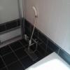 遊楽膳(新宿区/ラブホテル)の写真『401号室  バスルームのシャワー、消耗品の状況  ( 手前浴槽の内側のハンドルに注意 )』by ルーリー９nine