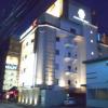 ホテル プラザK(横浜市港北区/ラブホテル)の写真『夜の外観』by もんが～