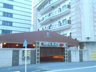 ホテル プラザK(横浜市港北区/ラブホテル)の写真『朝の入り口』by もんが～
