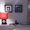 HOTEL GRASSINO URBAN RESORT(立川市/ラブホテル)の写真『枕元の照明と壁飾り』by おむすび