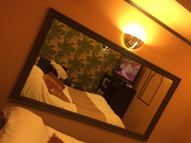 Hotel Bali&Thai 福生店(福生市/ラブホテル)の写真『37号室、鏡』by 日本代表
