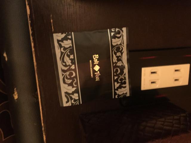 Hotel Bali&Thai 福生店(福生市/ラブホテル)の写真『37号室、コンドーム』by 日本代表