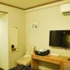 ホテル大山(新宿区/ラブホテル)の写真『107号室　全景　（玄関隣がトイレ）』by INA69