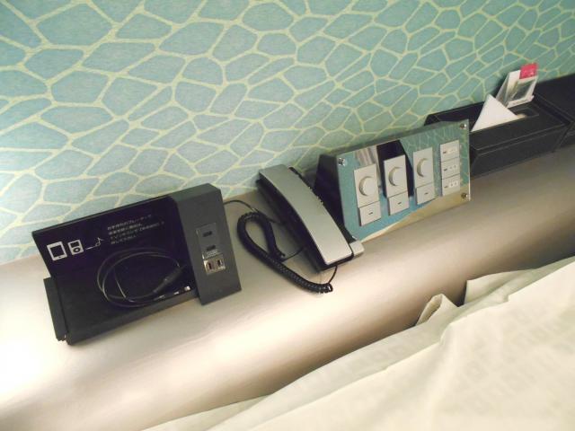 IKASU HOTEL(八王子市/ラブホテル)の写真『301号室、コントロールパネルと電話』by もんが～