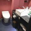 IKASU HOTEL(八王子市/ラブホテル)の写真『301号室、トイレと洗面台』by もんが～