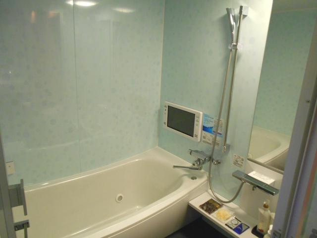 IKASU HOTEL(八王子市/ラブホテル)の写真『301号室、バスルーム』by もんが～