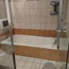 HOTEL  YAYAYA弐番館(台東区/ラブホテル)の写真『303号室のお風呂、すごく広くて2人でもゆったり入れる。』by よしっく