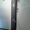 レンタルルーム ビスタ(新宿区/ラブホテル)の写真『６号室 入口 奥は非常ドアです』by セイムス