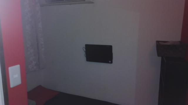 レンタルルーム 海の幸(荒川区/ラブホテル)の写真『305号室　かなり狭くこれでもギリギリから撮りました。』by 巨乳輪ファン