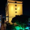 HOTEL BALS RESORT&SPA(川口市/ラブホテル)の写真『夜の外観3』by ましりと