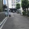 ホテルシティ(立川市/ラブホテル)の写真『突き当たりがホテルの正面。駐車場スペースが4台』by かまってにゃん