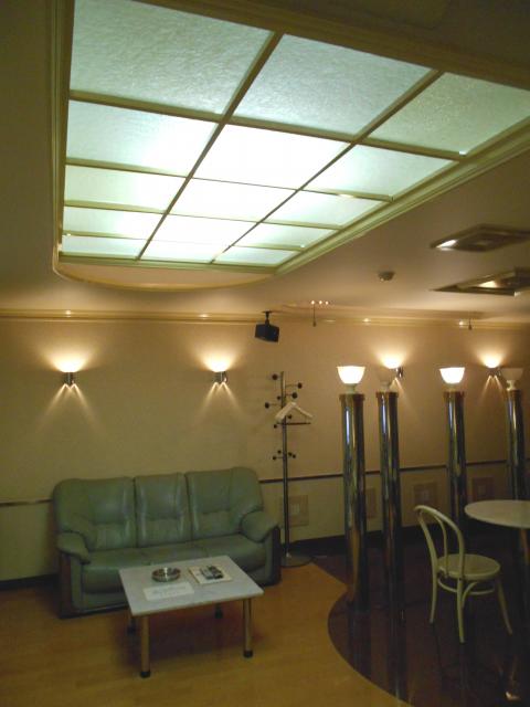 フランセ(八王子市/ラブホテル)の写真『306号室、天井の照明』by もんが～