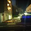 ホテル 桃玄（とうげん）(横浜市中区/ラブホテル)の写真『夜の駐車場出入口2』by ましりと