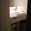 HOTEL IROHA（イロハ）(港区/ラブホテル)の写真『202号室  洗面所 ( 撮影者が鏡に写り込むため、画角が不自由な点はご了承ください )』by ルーリー９nine