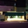 ホテル 貮番館(墨田区/ラブホテル)の写真『夜の駐車場出入口』by ましりと