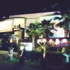 Hotel Bali&Thai 東松山店(東松山市/ラブホテル)の写真『夜の外観』by もんが～