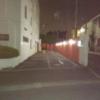 10SEZON朝霞（テンセゾンアサカ）(朝霞市/ラブホテル)の写真『夜の駐車場出口』by ましりと