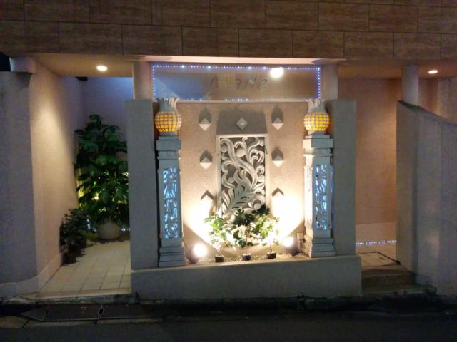 HOTEL Maile(マイレ)(渋谷区/ラブホテル)の写真『夜の出入口』by ましりと