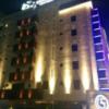 HOTEL GRASSINO URBAN RESORT（グラッシーノアーバンリゾート）新横浜(横浜市港北区/ラブホテル)の写真『夜の外観7』by ましりと