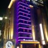 HOTEL GRASSINO URBAN RESORT（グラッシーノアーバンリゾート）新横浜(横浜市港北区/ラブホテル)の写真『夜の外観5』by ましりと