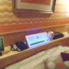 パークイン(東松山市/ラブホテル)の写真『203号室、枕元のコントロールパネルと電話など』by もんが～