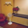 パークイン(東松山市/ラブホテル)の写真『203号室、エアコンと扇風機など』by もんが～