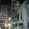 ホテル アテネ(柏市/ラブホテル)の写真『夜の外観(裏側)』by ましりと
