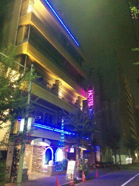 ホテル ルポ(墨田区/ラブホテル)の写真『夜の外観1』by ましりと