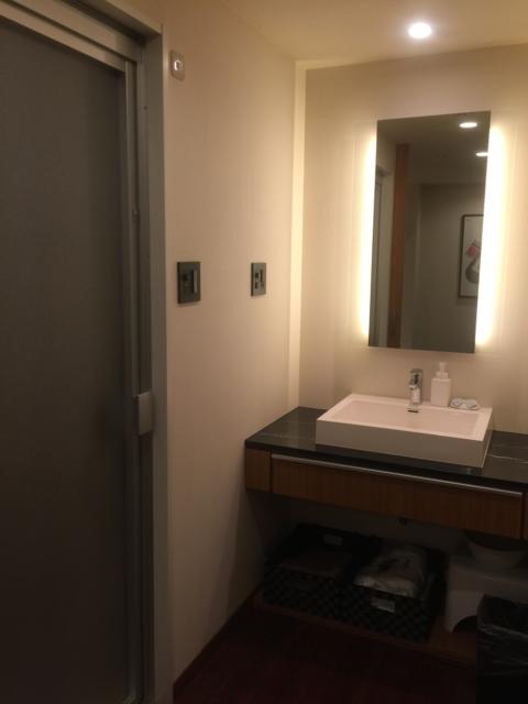 HOTEL UNO(ウノ)(川口市/ラブホテル)の写真『401号 洗面所』by 遊びマン