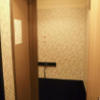 池袋パークサイドホテル(豊島区/ラブホテル)の写真『606号室　玄関』by INA69