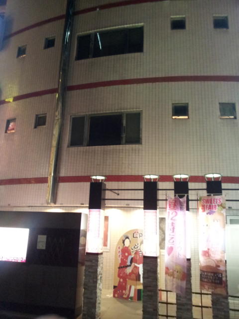 ラピア(新宿区/ラブホテル)の写真『外観(夜)③』by 少佐