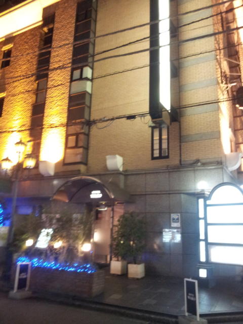 HOTEL WAKO(新宿区/ラブホテル)の写真『外観(夜)①』by 少佐