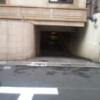 Monbijou（モンビジュー）(新宿区/ラブホテル)の写真『駐車場入口(夕方)』by 少佐