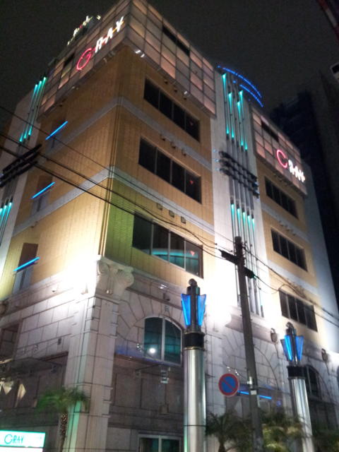 HOTEL GRAY(グレイ)(新宿区/ラブホテル)の写真『外観(夜)①』by 少佐