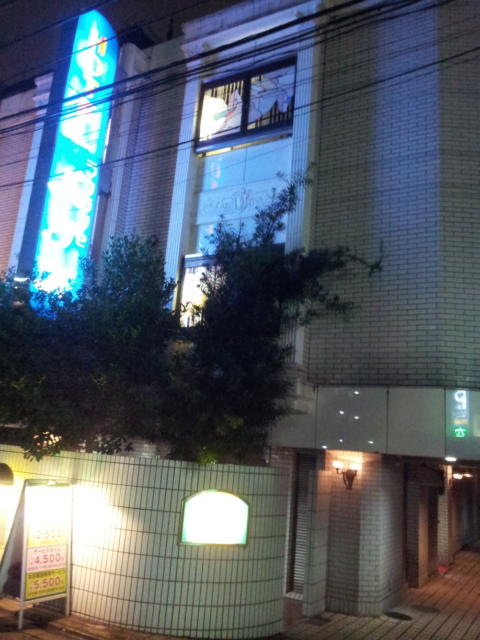 ラ・フランセパリス(新宿区/ラブホテル)の写真『外観(夜・正面)⑤』by 少佐