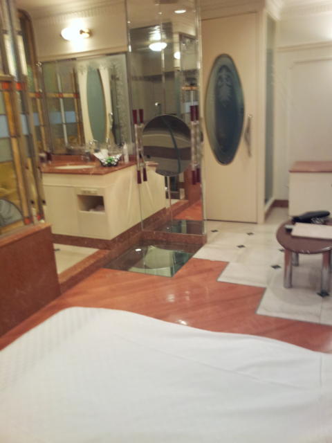 HOTEL CEAN新宿（セアン）(新宿区/ラブホテル)の写真『602号室の室内②』by 少佐