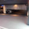 GRAND CHARIOT(グランシャリオ)(新宿区/ラブホテル)の写真『裏通りの駐車場入口(夕方)』by 少佐