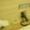 ホテル タイムズ(豊島区/ラブホテル)の写真『206号室　枕元の電話や操作パネル』by INA69
