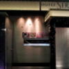 HOTEL SERA APio（セラアピオ）(台東区/ラブホテル)の写真『入口正面(夜)』by 少佐