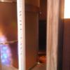 WILL CITY浅草(台東区/ラブホテル)の写真『入口正面目隠しを通して入口奥を望む』by ルーリー９nine