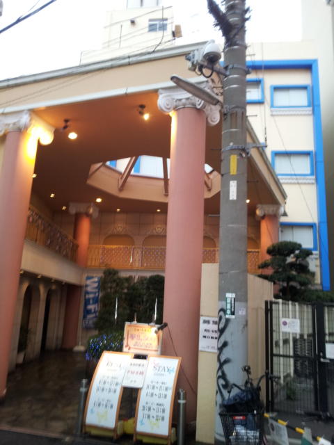 HOTEL SUEHIRO 本館(台東区/ラブホテル)の写真『外観(夕方)①』by 少佐