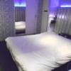 IKASU HOTEL(八王子市/ラブホテル)の写真『303号室、ベッド』by もんが～